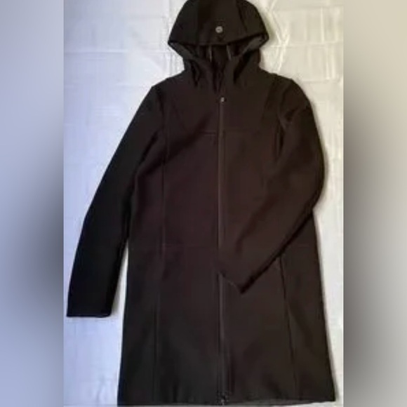 Jackets & Blazers - Lululemon Women  Hooded Jacket